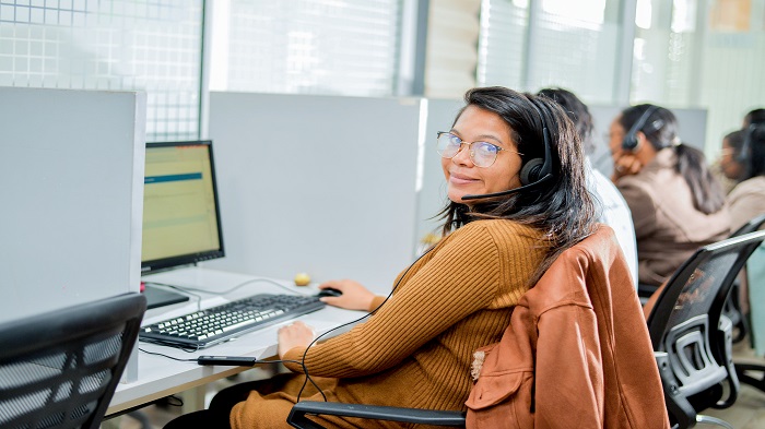 une télésecrétaire médicale de chez Serenity - entreprise de télésecrétariat médical - Serenity