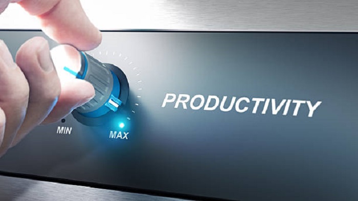 Main tournant un bouton de productivité - Événements internes en entreprise - Serenity