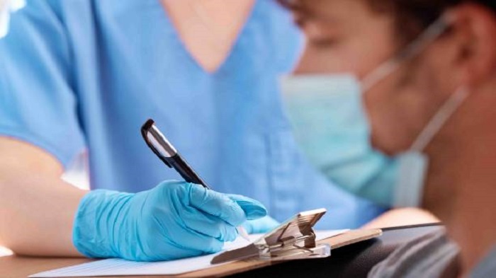 un médecin et un patient  - agenda médical - Serenity
