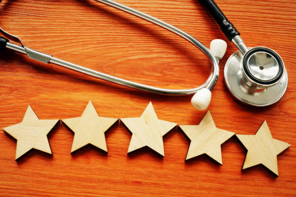 Stéthoscope et cinq étoiles - customer delight - Serenity